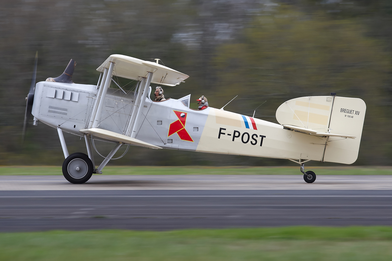 [11/04/2013] Base Aérienne 118 de Mont de Marsan: Centenaire de la "Cocotte" escadrille BR11...  0p3u