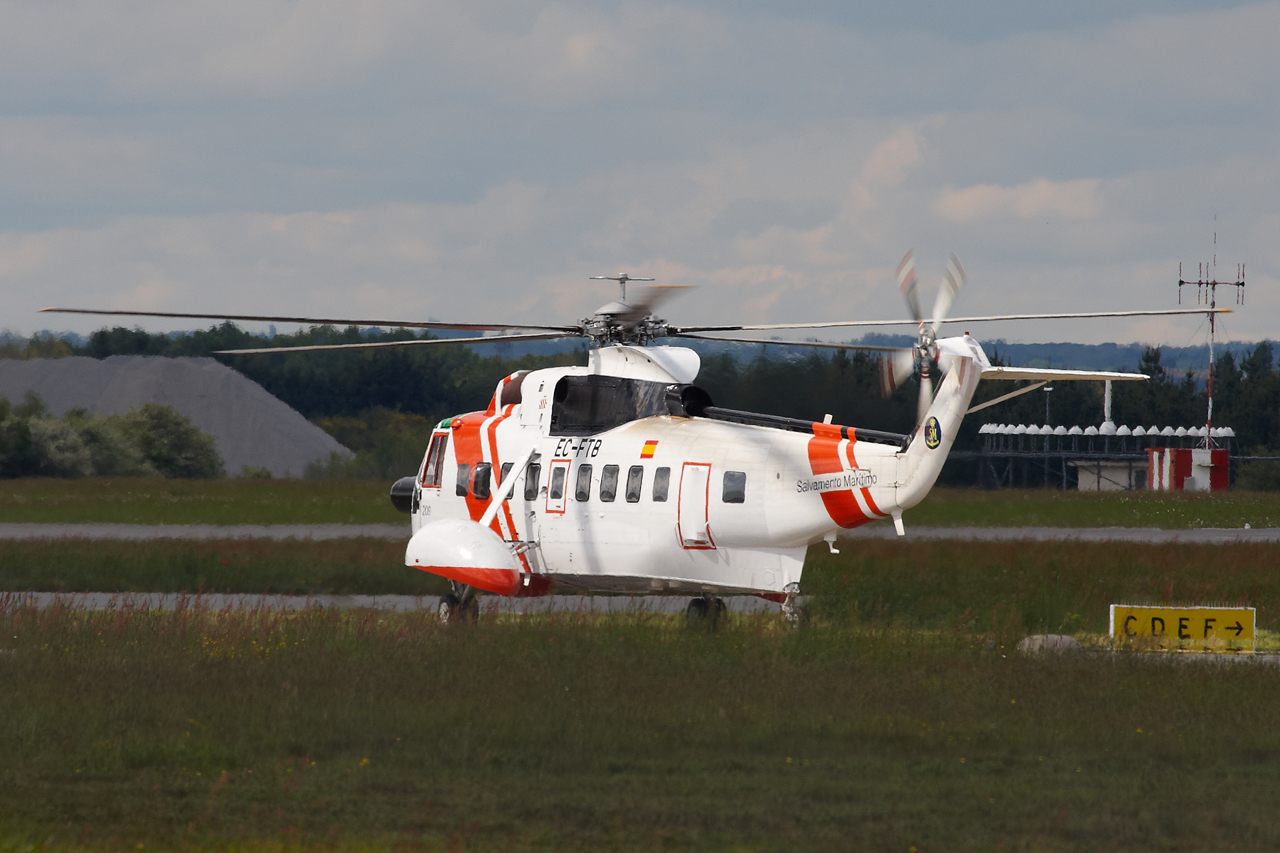 [06/05/2012] Sikorsky S-61N MkII (EC-FTB) Salvamento Maritima Genm