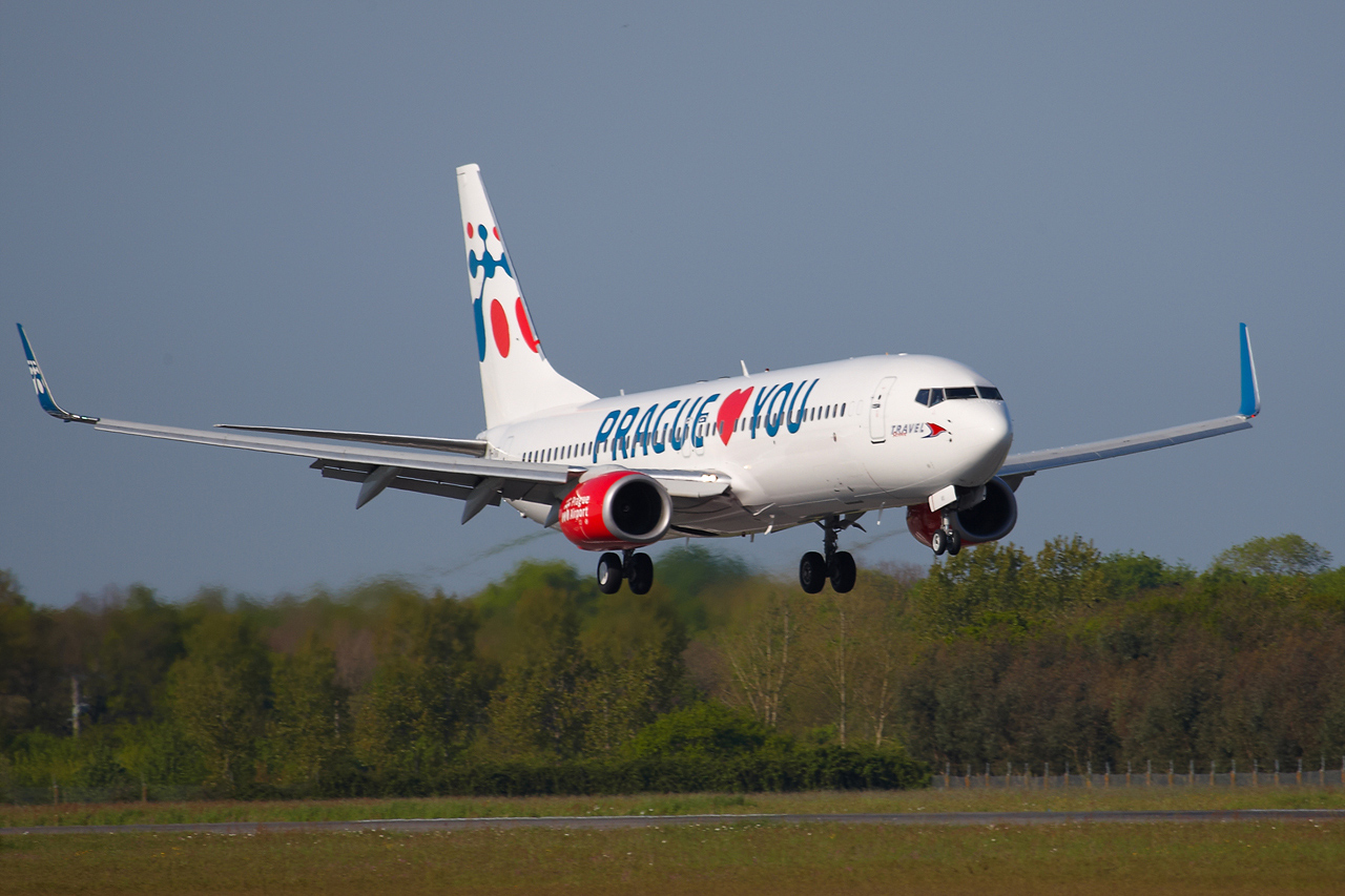 [04/05/2013] 737-8Z9 Travel Service (OK-TVX) "Prague loves you" c/s Oc8q