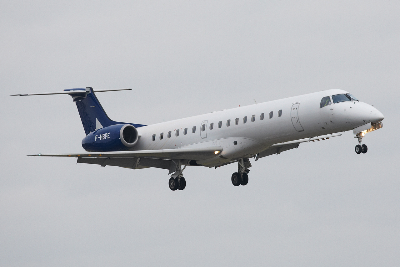 [09/12/2012] Embraer 145 (F-HBPE) Pan Europeenne Air Service Bt0m