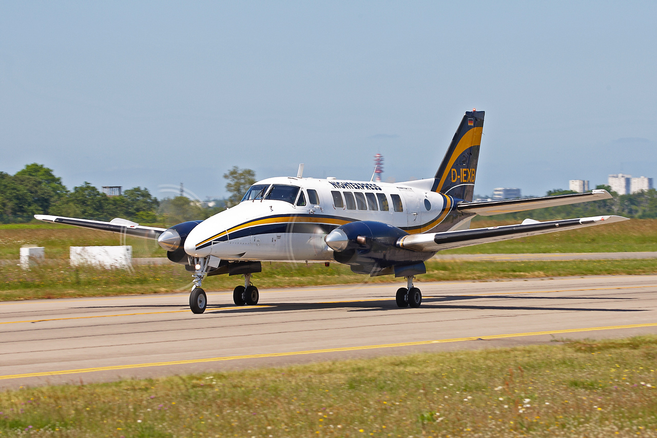 [01/06/2012] Beech 99 Cargo (D-IEXB) NightExpress 40ta