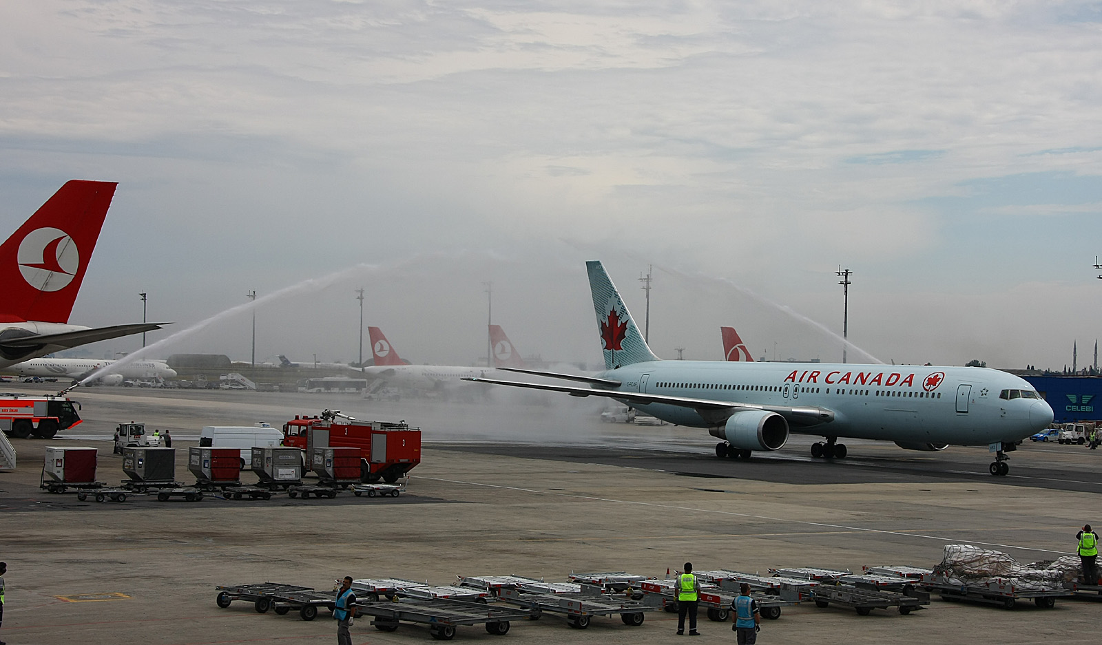 IST (05.06.2013) Erstflug Air Canada YYZ-IST-YYZ S69w