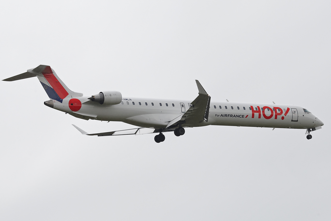 [10/03/2013] Bombardier CRJ-1000 (F-HMLN) Hop! S724