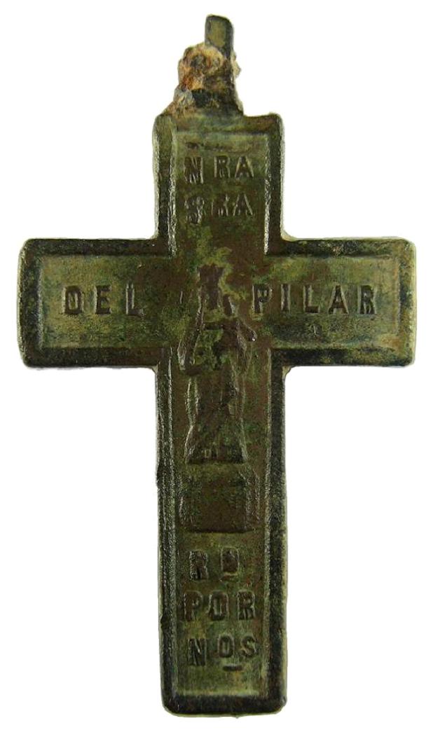 Cruz plana pectoral bifaz: Cristo crucificado / VIRGEN DEL PILAR. Siglo ? 3cruzbifazcrucifvirgend