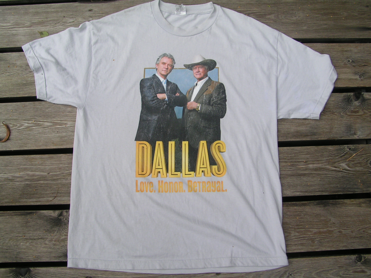 DALLAS, mon univers impitoyable ! - Page 4 Lfn5