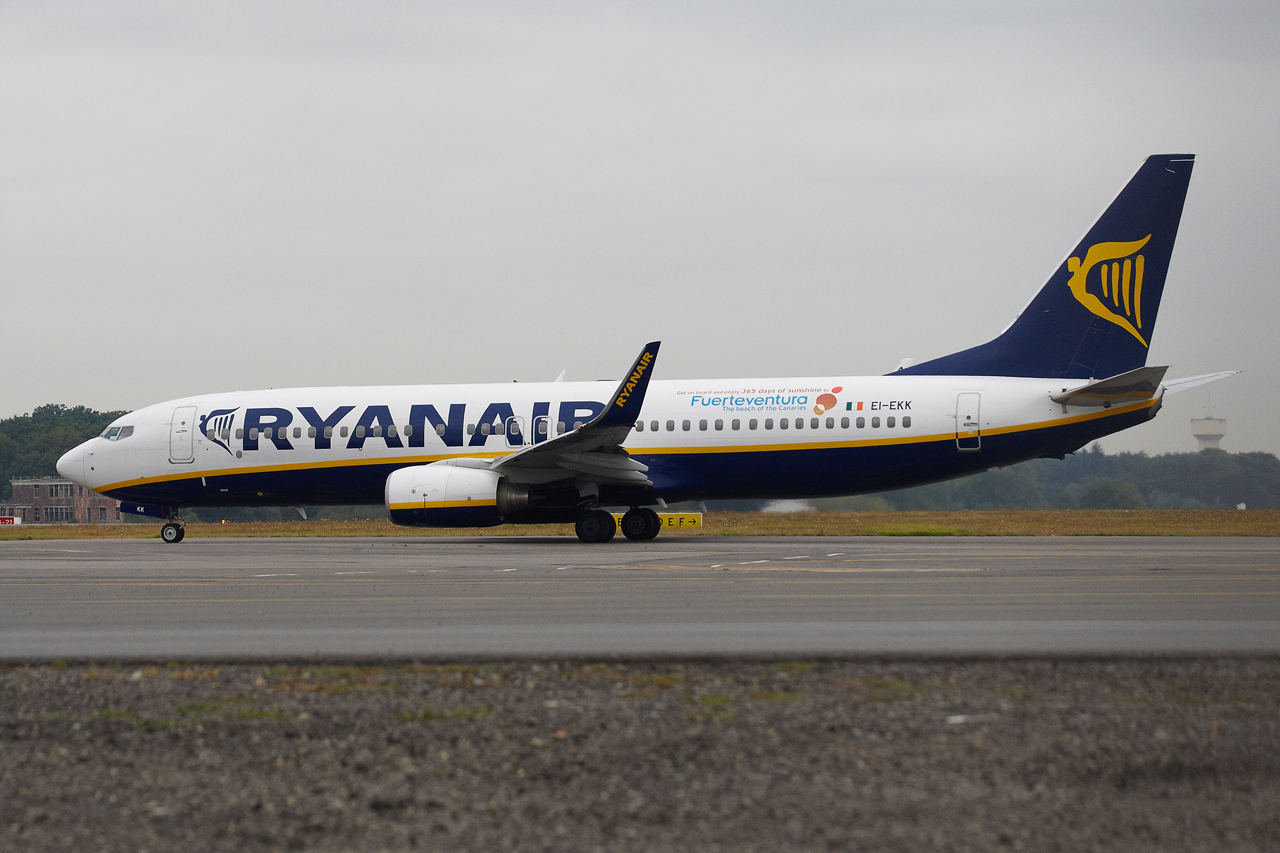 [1409/2012] B737-800 RYANAIR [EI-EKK] Fuerteventura Pnhk