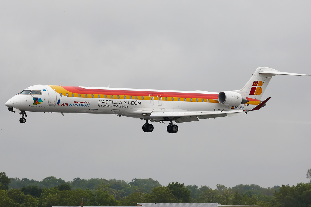 [20/05/2012] Bombardier CRJ900 (EC-JZV) Air Nostrum "Castilla Y Leon"  8jug