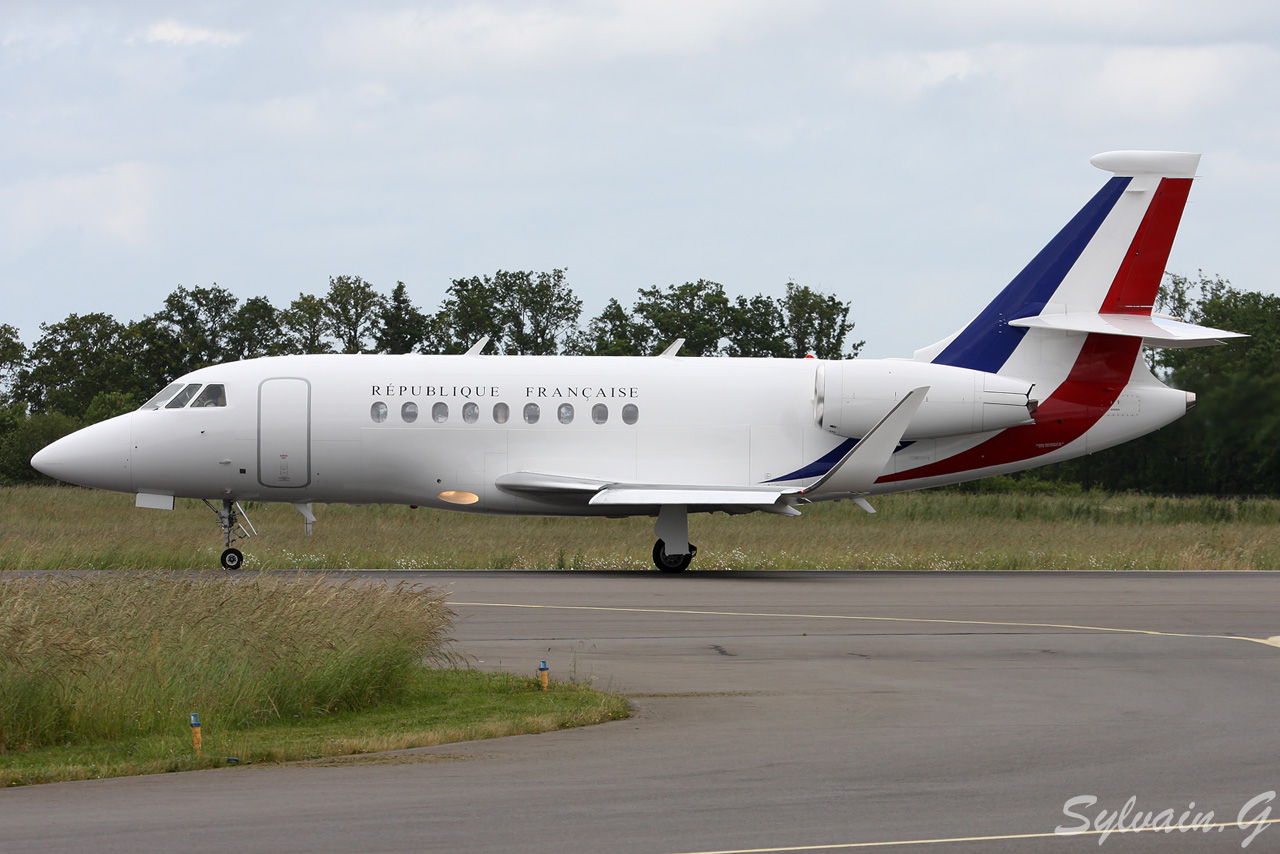 Dassault Falcon 2000LX République Française F-RAFC le 06.06.12 Frafc2