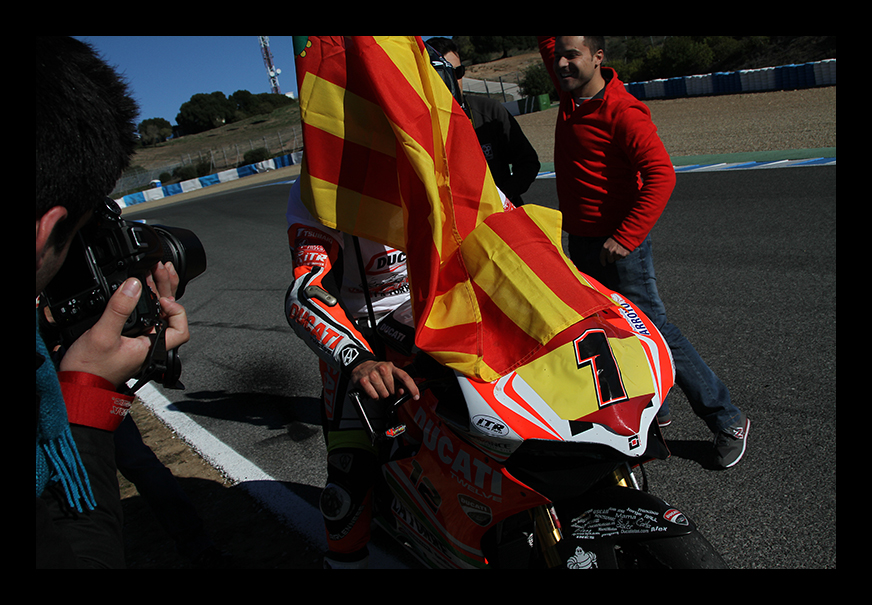 Campeonato Espanhol de Velocidade CEV 2013 - Pgina 9 Uftn