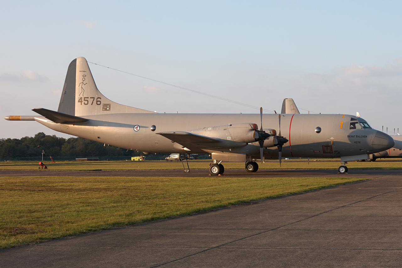 [12-14/09/2014]Meeting de Klein Brogel: Belgian Air Force Days... JEz71c