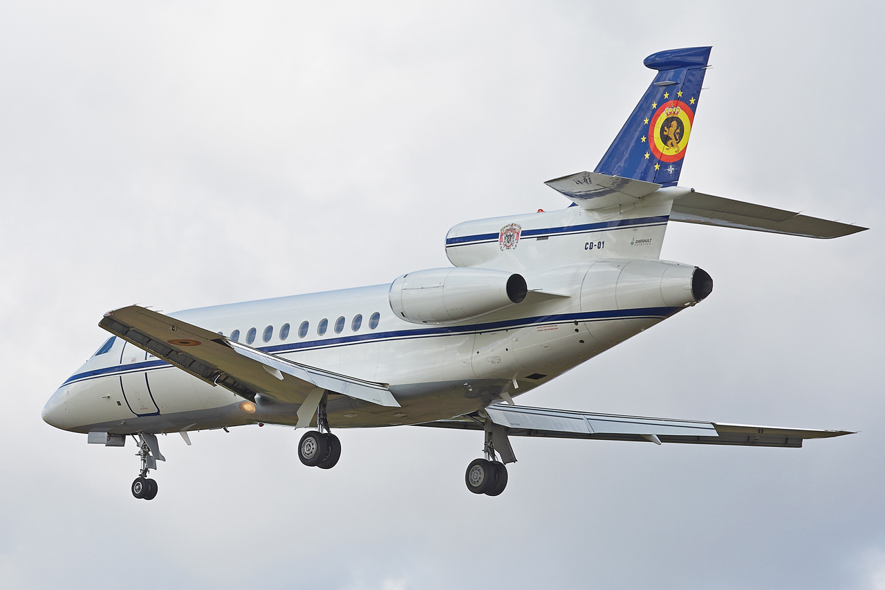 [02/08/2014] FALCON 900 CD01 FA BELGE D46wON