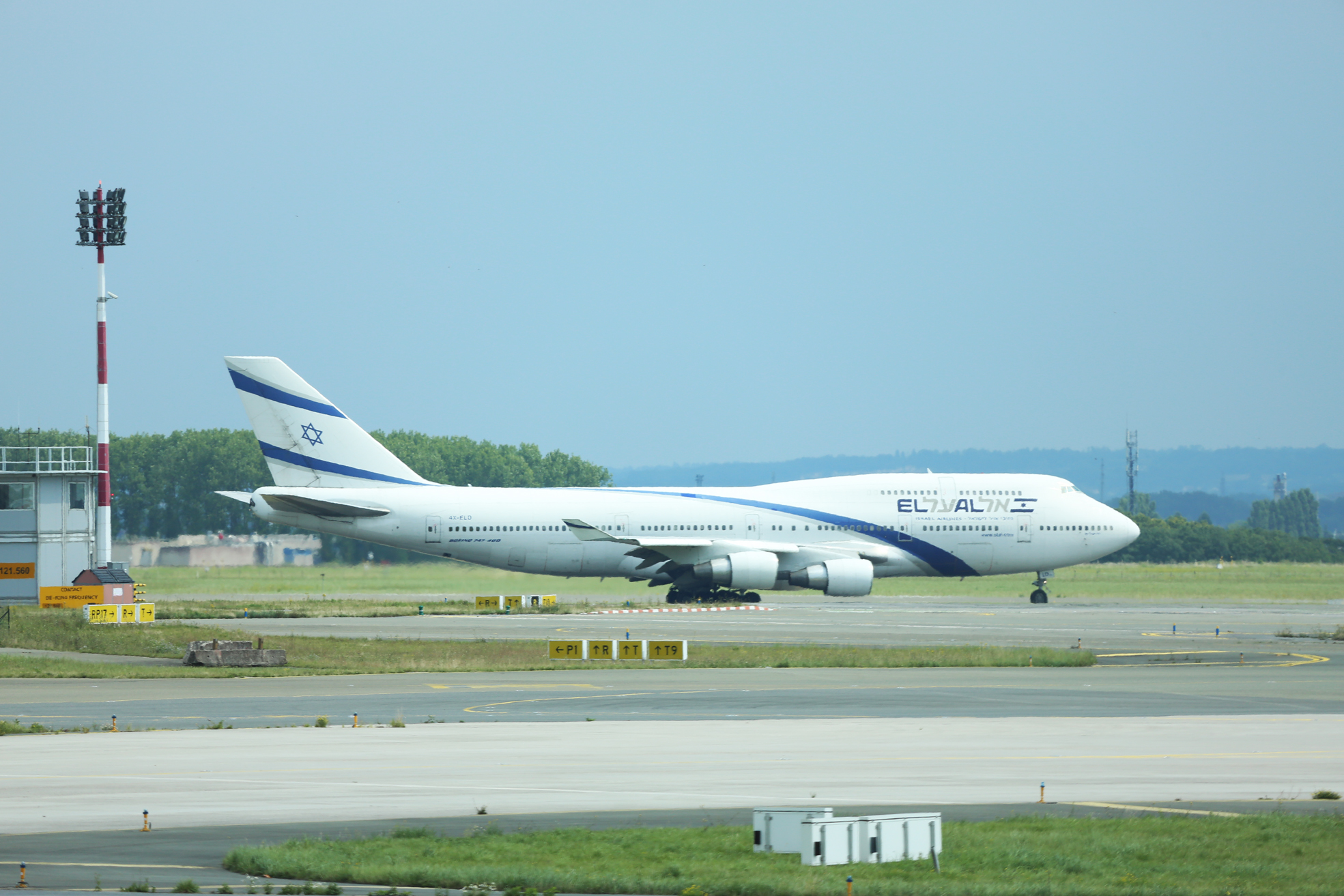 spotting du 30 juillet à Roissy ApTfrz