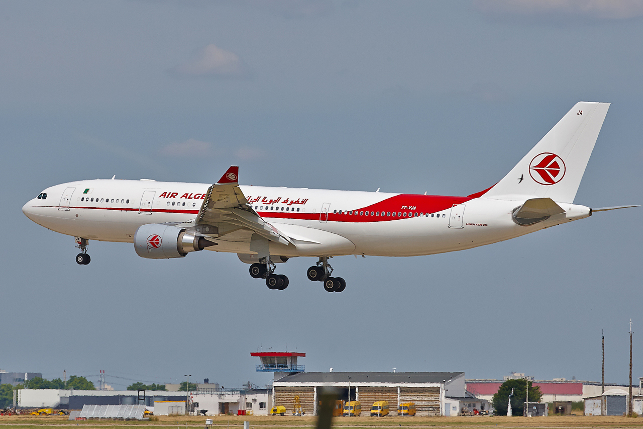 [25/06/2015] une matinée à Orly Cu6JLX