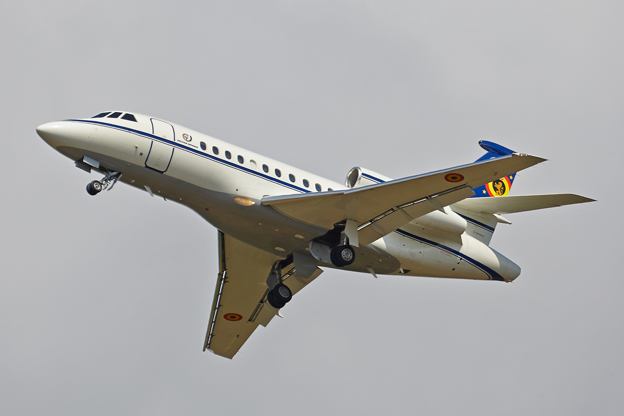 [02/08/2014] FALCON 900 CD01 FA BELGE 6R0AZ6