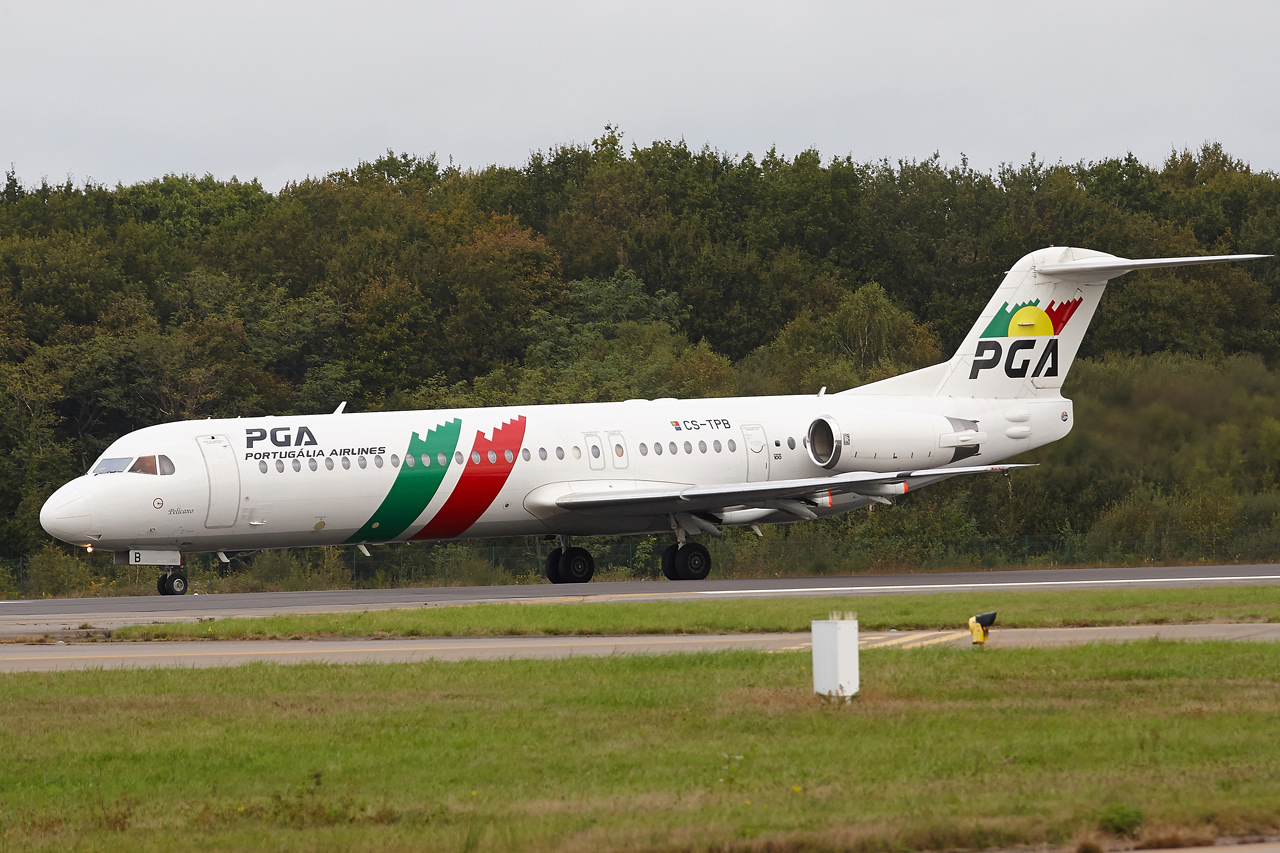 [21/10/2014] Fokker 100 (CS-TPB) Portugalia RXh1NT