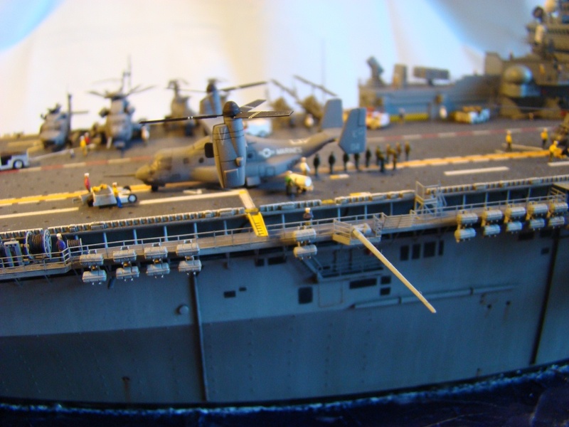 USS WASP LHD-1 1/350 Revell  Dsc09169l