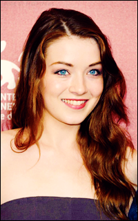 (F) Athena E. Davis || 19 ans || Student of the year ou Take my hand || Sarah Bolger Sb1v