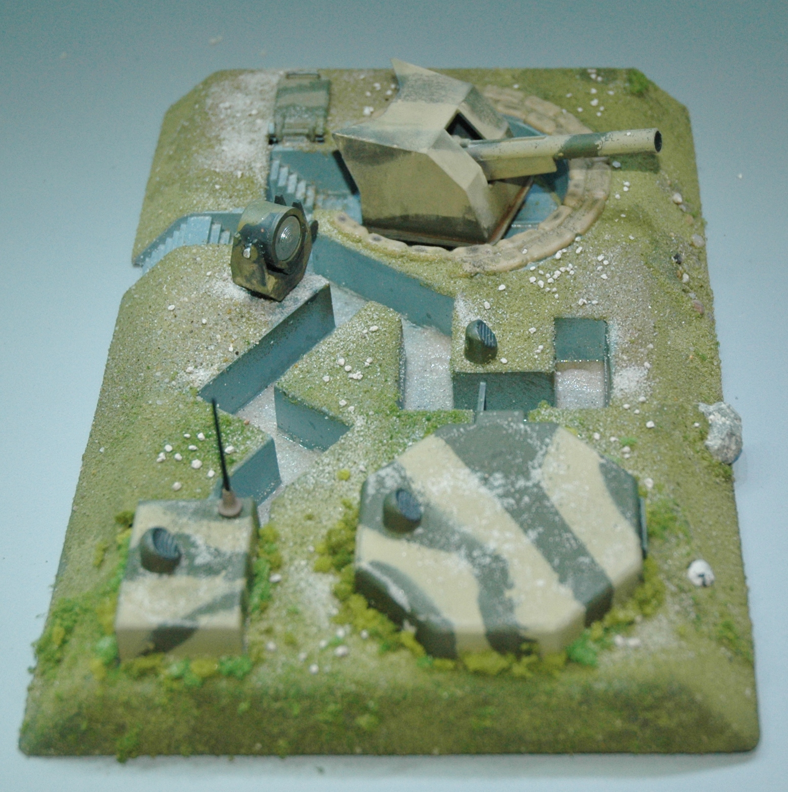 GUN EMPLACEMENT FORT , AIRFIX 1/72 Dsc8630m