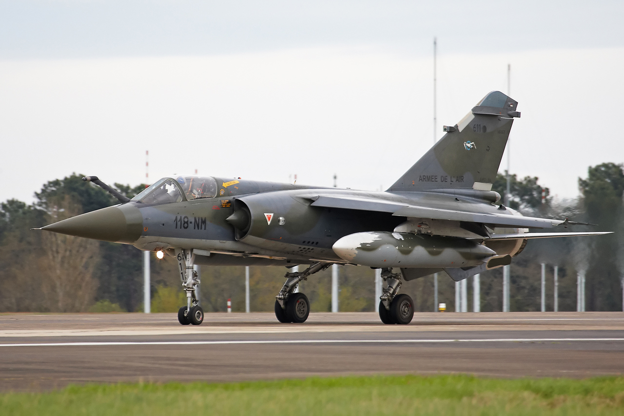 [11/04/2013] Base Aérienne 118 de Mont de Marsan: Centenaire de la "Cocotte" escadrille BR11...  U91z