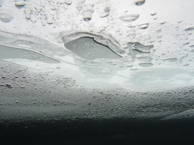 Plongée sous glace avec l' Aquascope JeanRichard PVD Vlcsnap2013012906h55m13