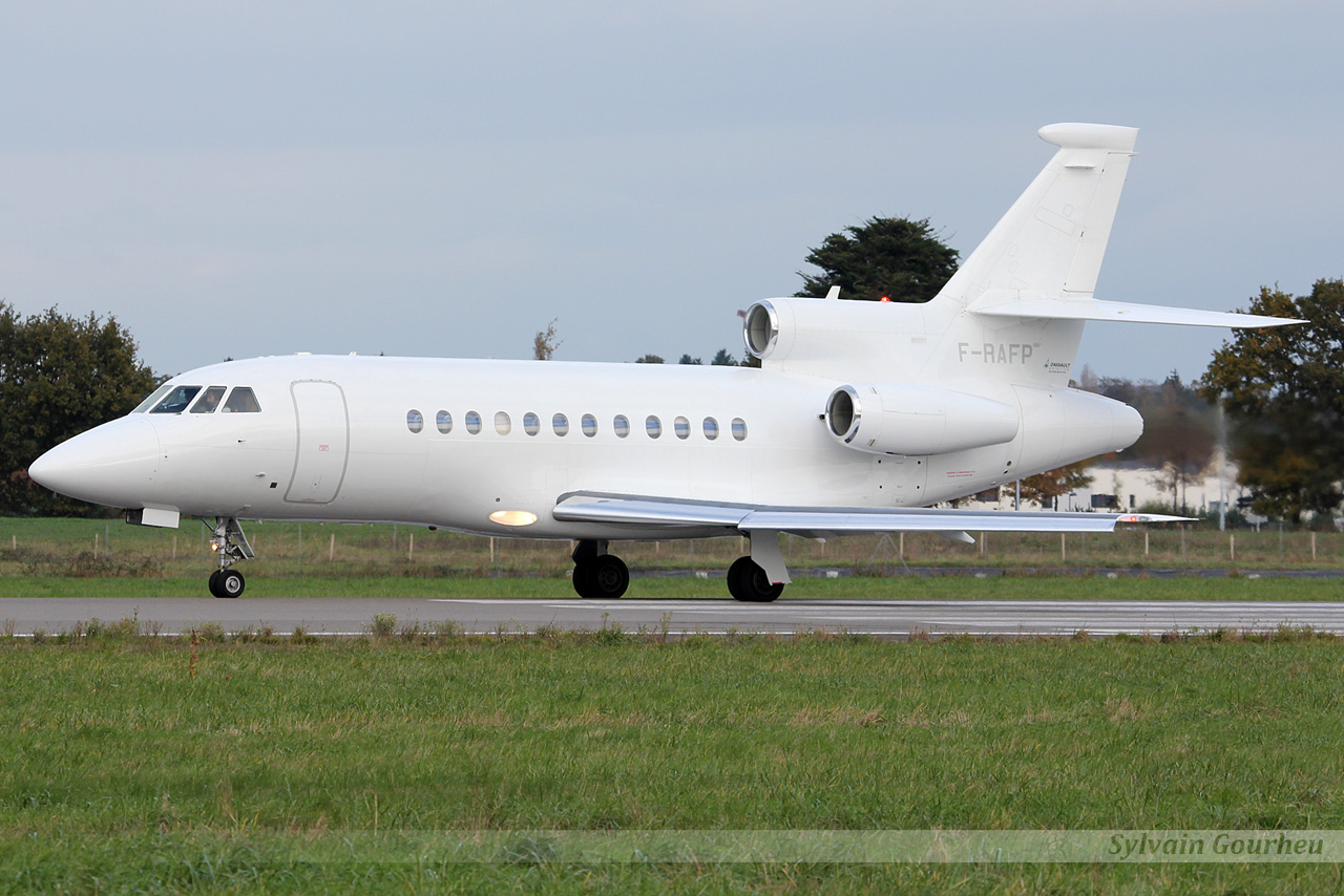 france - Falcon 900 F-RAFP & Divers le 23.11.13 - Page 2 Lffy