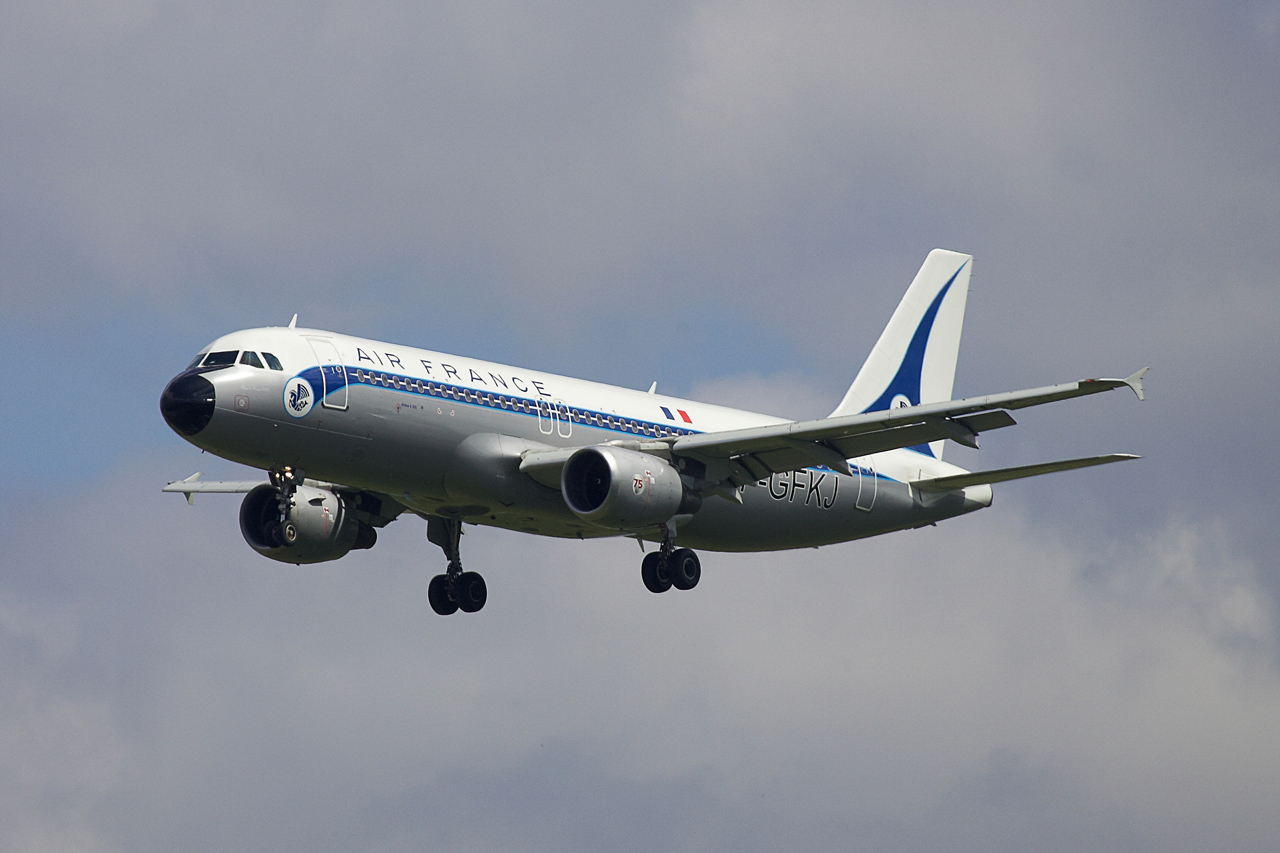 [Topic unique] Paris Roissy-Charles de Gaulle (LFPG): Le Fils rouge... I70d