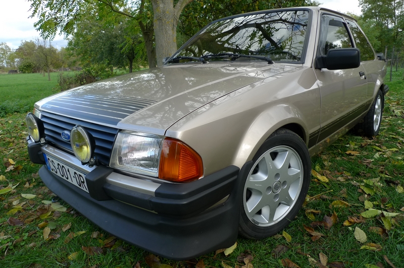 Reconversion de mon Escort MK3 Ghia en Escort RS 1600i - Page 13 Hysn