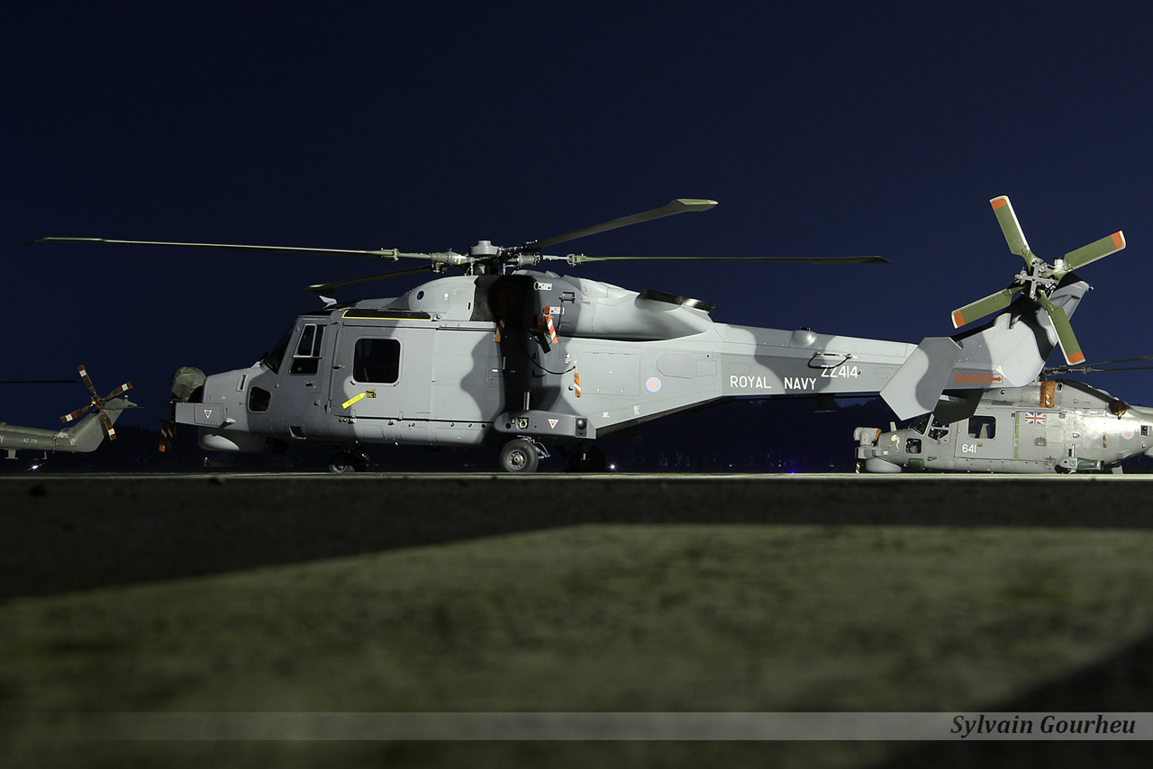 lynx - Royal Navy  AgustaWestland AW159 Wildcat & Lynx le 18 & 19.11.13 - Page 3 4iib