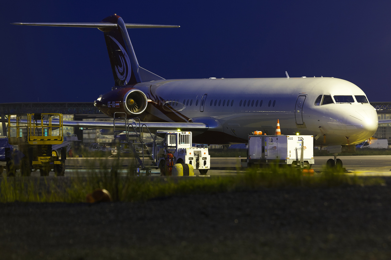 [10/06/2013] Fokker 100 (OE-IIB) Mjet 9dlo