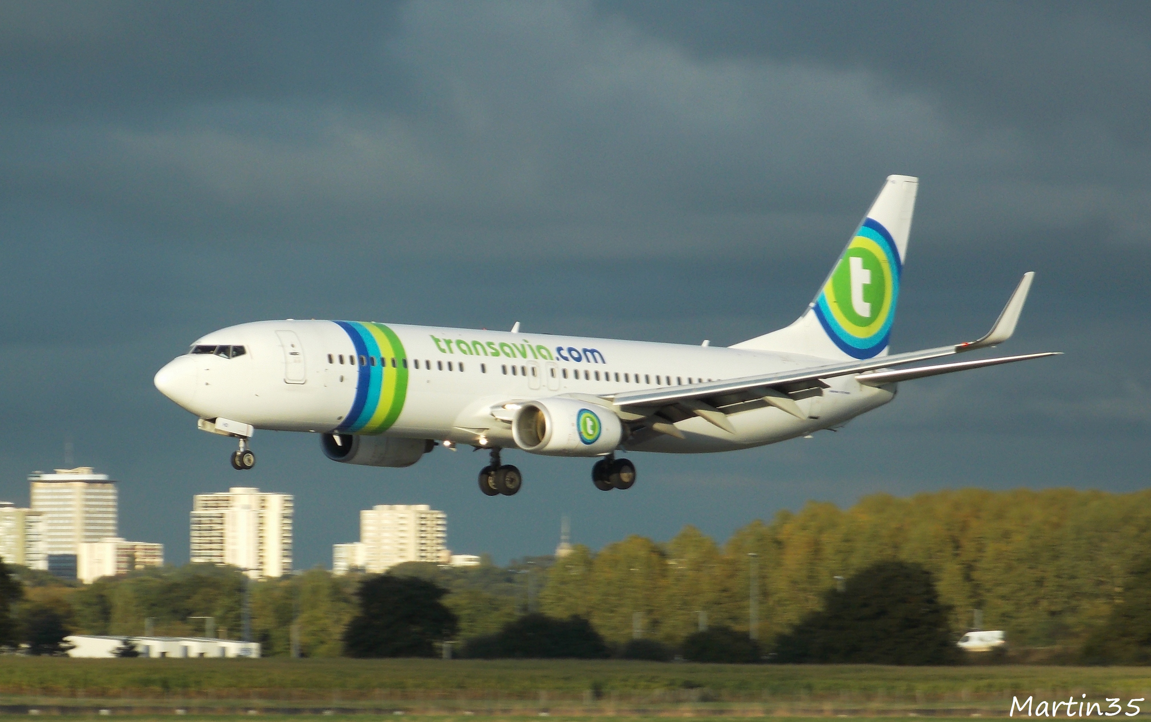  Boeing 737-800 Transavia France F-GZHD le 10.10.12 Diversle10102