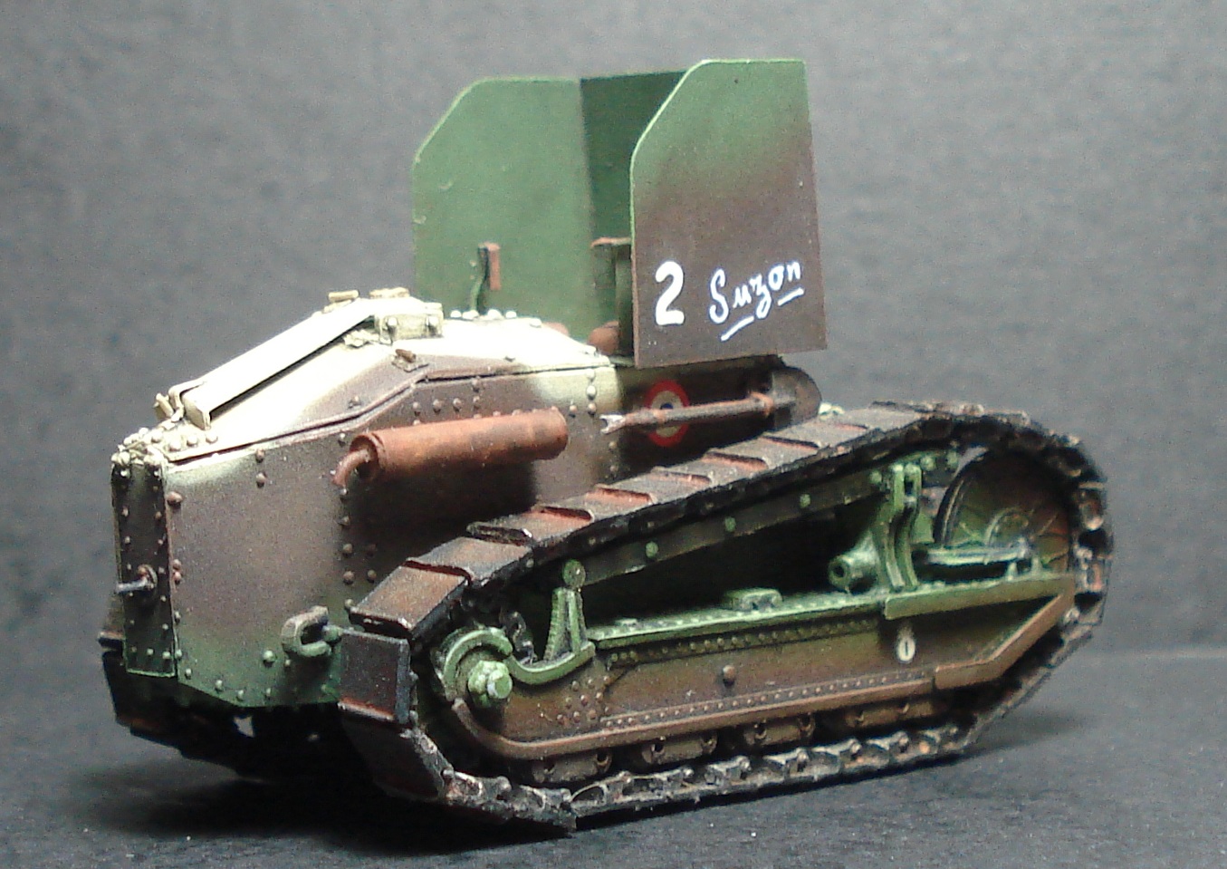 Renault FT 17 version AC avec APX47mm Dsc01930v