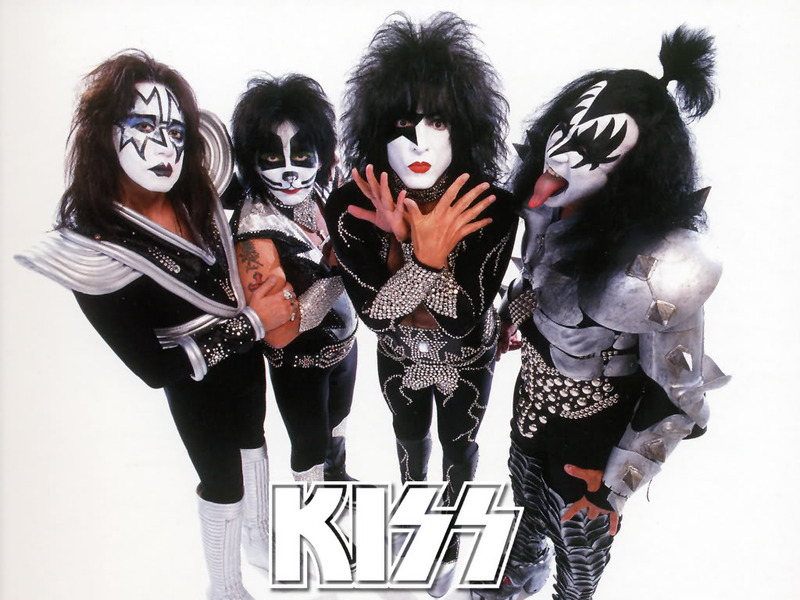 Kiss - Love Gun (2CD) (Deluxe Edition 2014)  4iwjh