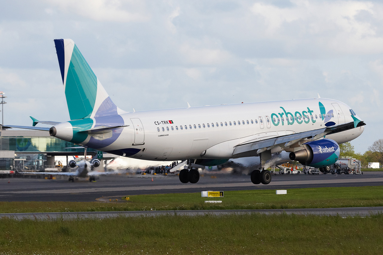 [09/05/2013] Airbus A320 (CS-TRK) Orbest K0b5