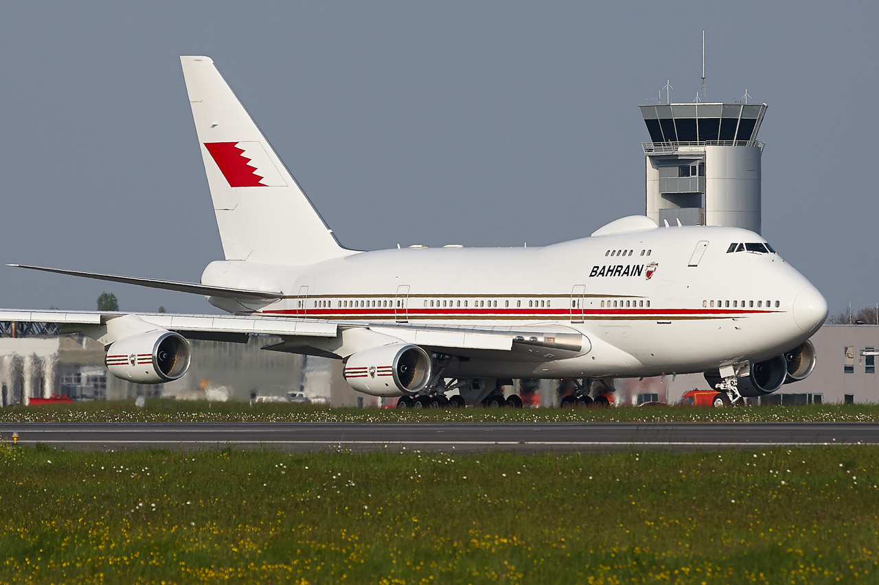 Spotting 11/04/2014 : 747 SP " A9C-HAK " Bahrain Royal Flight + Mirage 2000 116-MH Zcjn