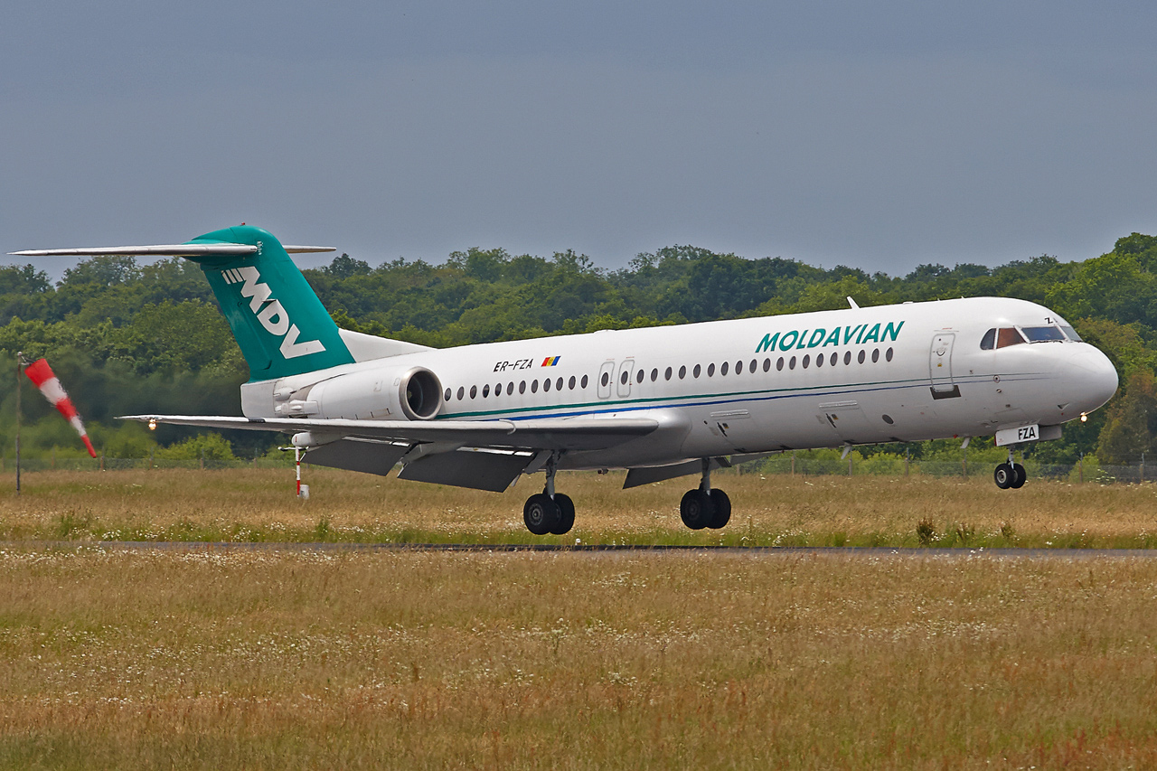 moldavian - [23/05/2014] FOKKER 100 (ER-FZA) MOLDAVIAN 8ezt