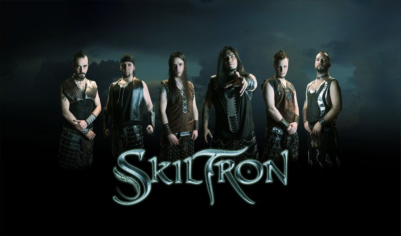 Skiltron - Into The Battleground (Limited Edition Slip-case) (2013)  4o8g