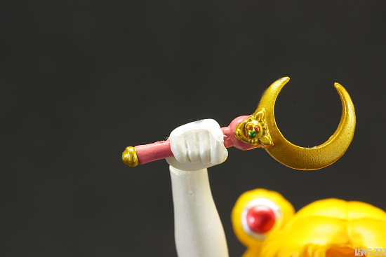 [Review] S.H. Figuarts Sailor Moon Y7oy