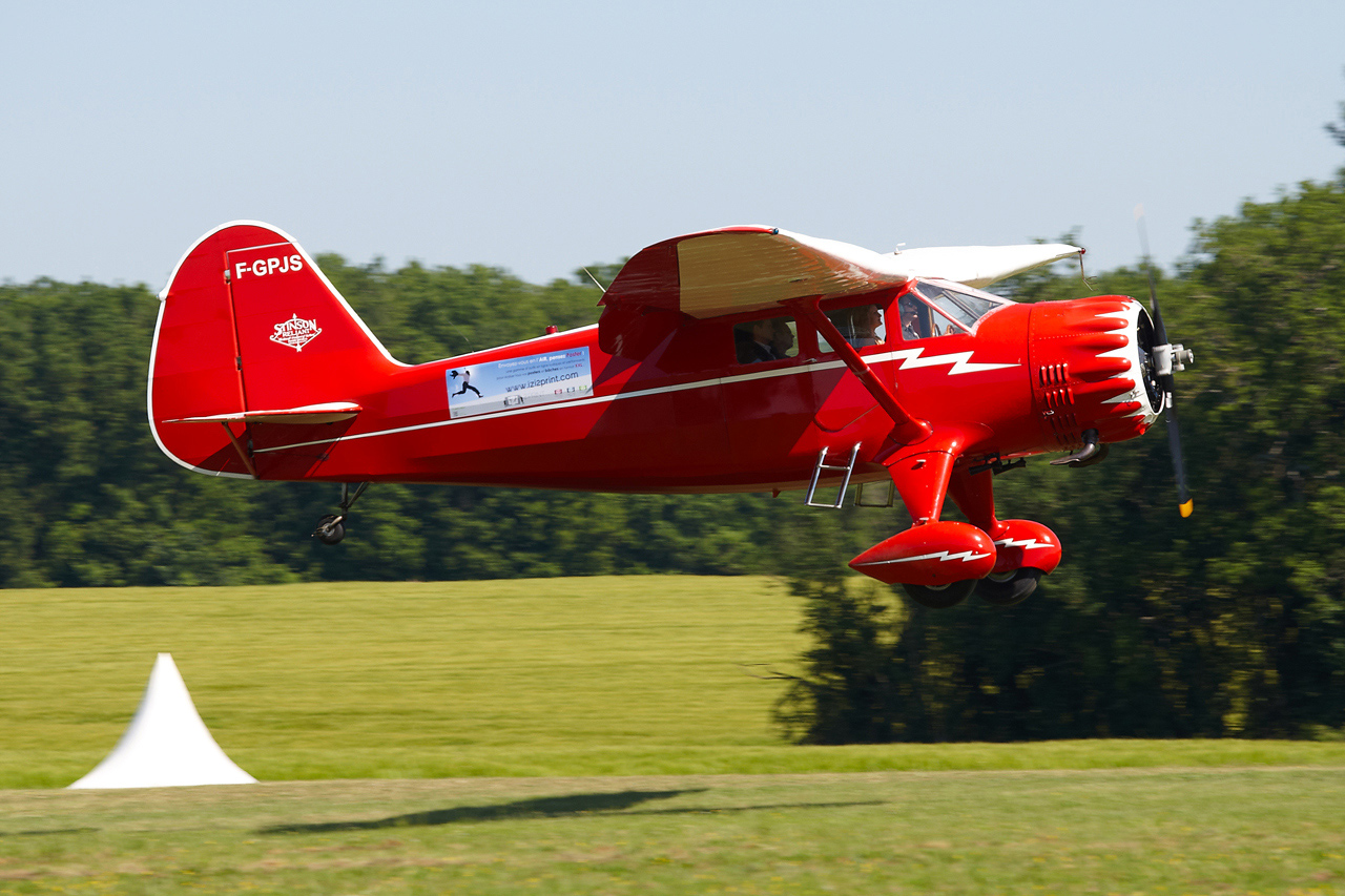 [25 & 26/05/2012] 40ème Edition du Meeting Aérien de la Ferté-Alais... Iz5v