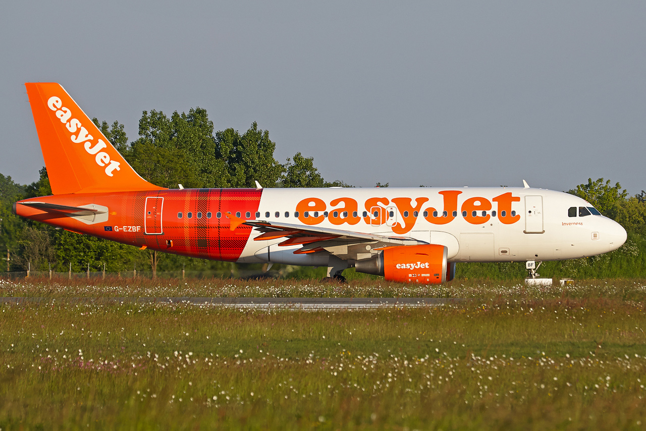 [20/04/2014] AIRBUS A319 (-EZBF) EASY JET INVERNESS 39oq