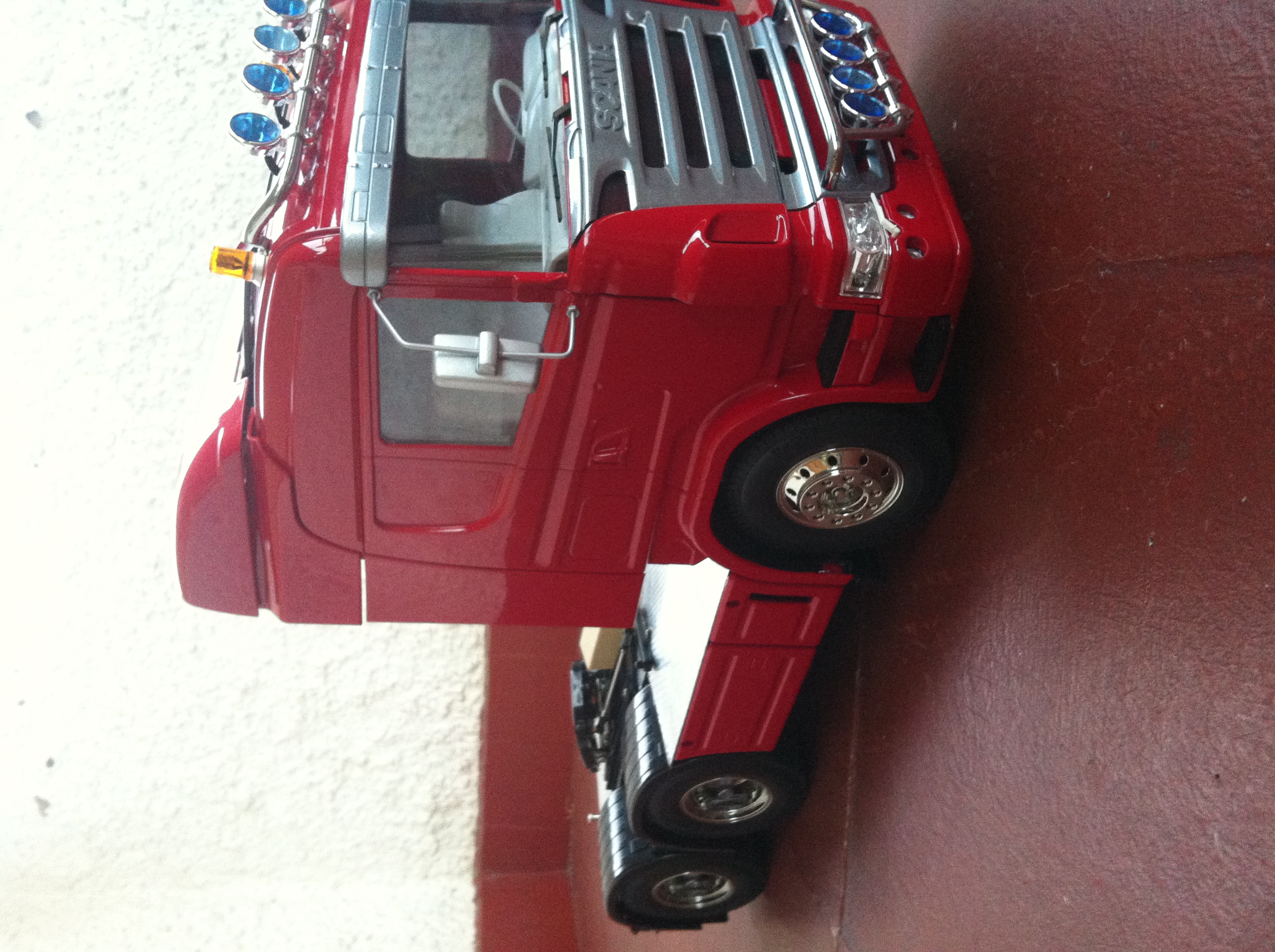 Scania R620 6x4 Servonaut Marcorev - Página 3 Cjkr