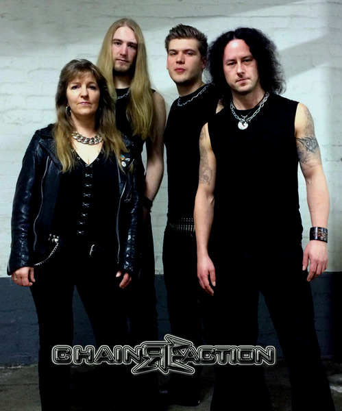 Chainreaction - A Game Between Good And Evil (2014)  83a1fb