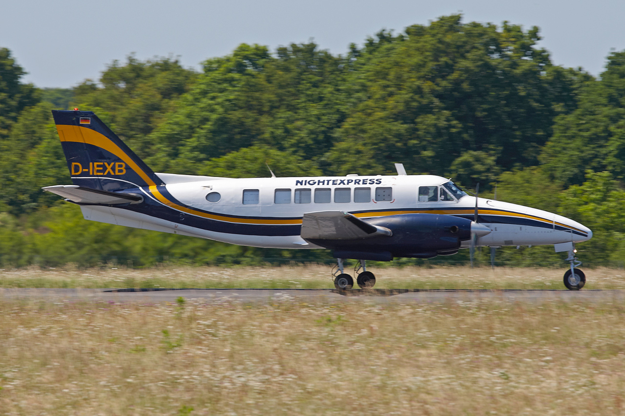 [01/06/2012] Beech 99 Cargo (D-IEXB) NightExpress 7fex