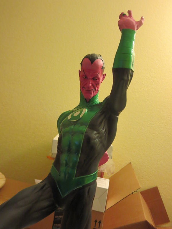 SINESTRO GREEN LANTERN CORPS PREMIUM FORMAT FIGURE   UyqhH4