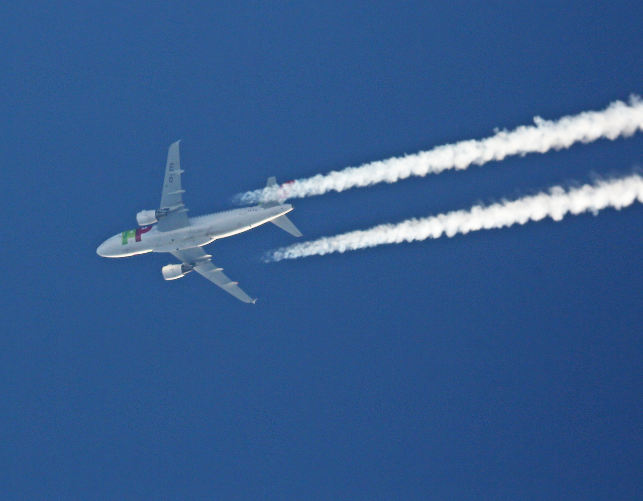 [Topic Unique] Les avions à très haute altitude - Page 31 ALZdwt