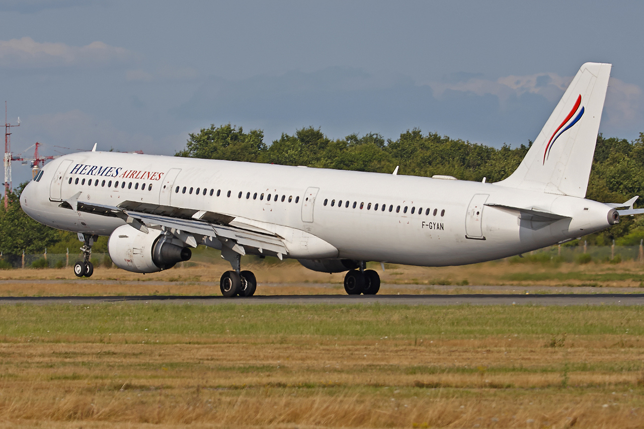 [31.05.2014] A321-111 (F-GYAN) Hermes Airlines KTv3gj