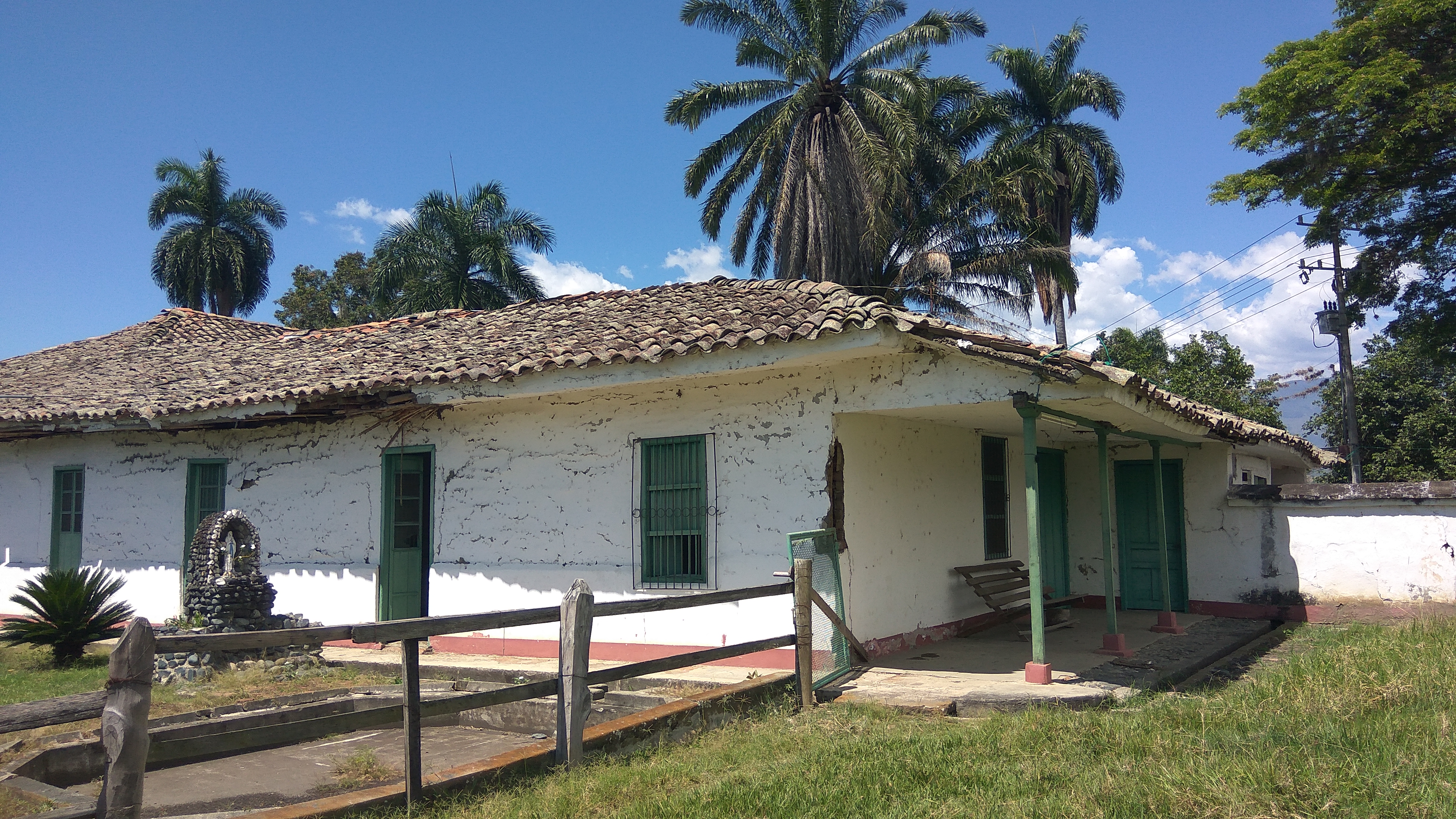 Hacienda Antigua Colombia Intacta  FBe39b