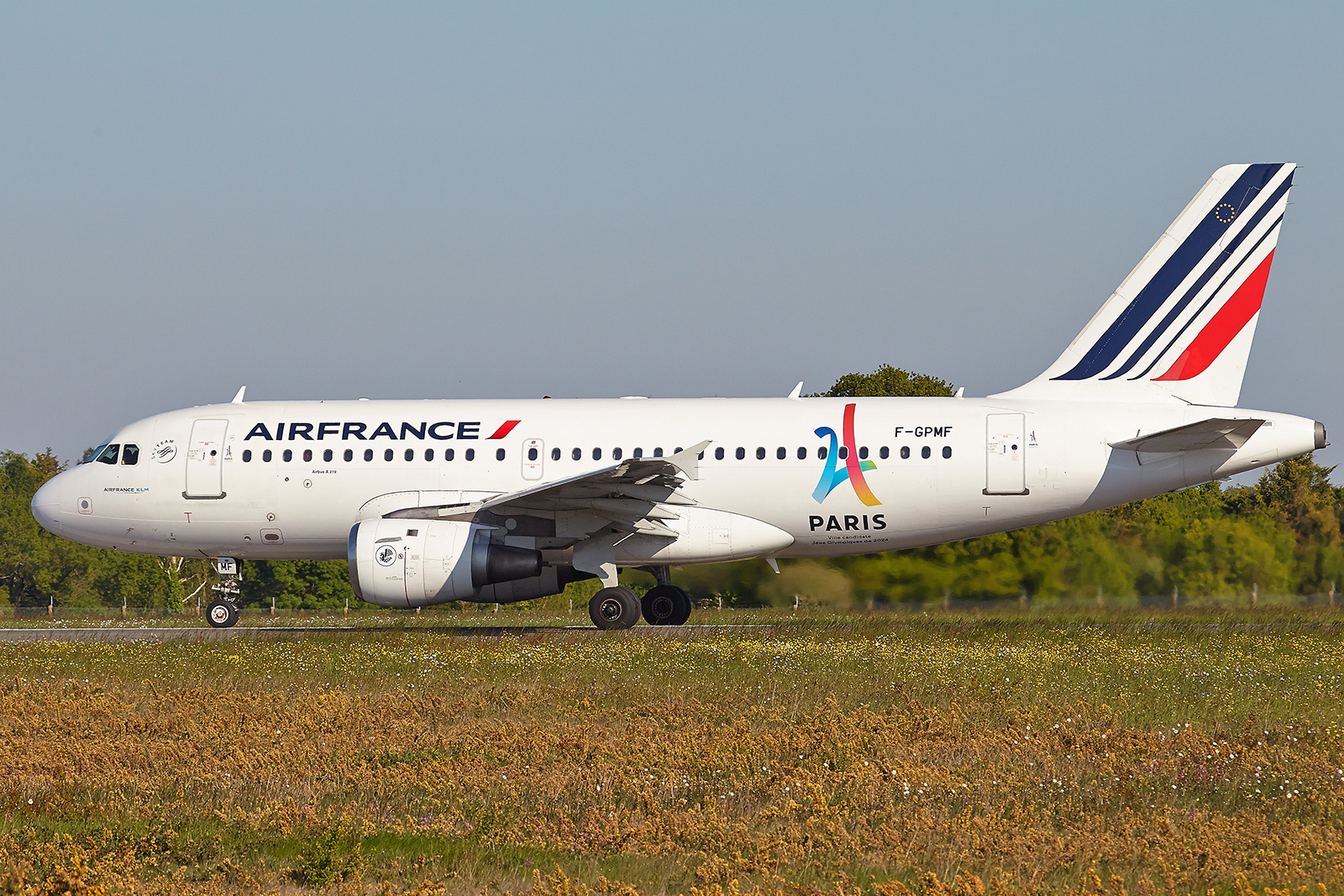 [22/01/2017] Airbus A319 (F-GPMF) Air France Sticker "Paris 2024" DDp2BK