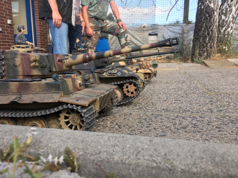 Bilder vom Panzertreffen am 24.09.2016 in Berlin/Tegel MIYQ1T