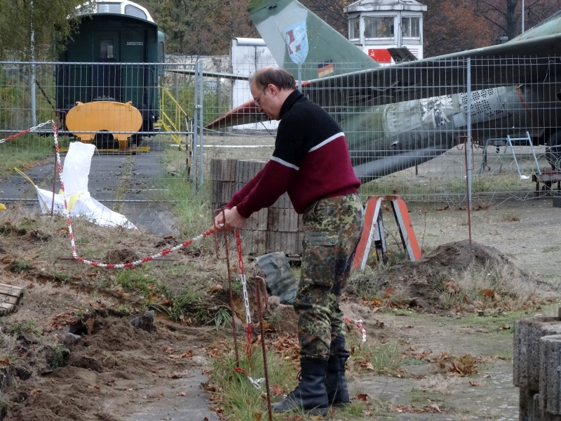 Bilder vom "Geländeabriss" am 05.11.2016 in Berlin/Tegel BD3MuY