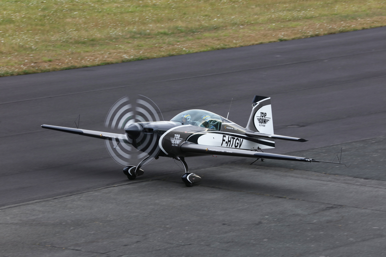 Aerodrome de la Roche sur Yon E34x5n